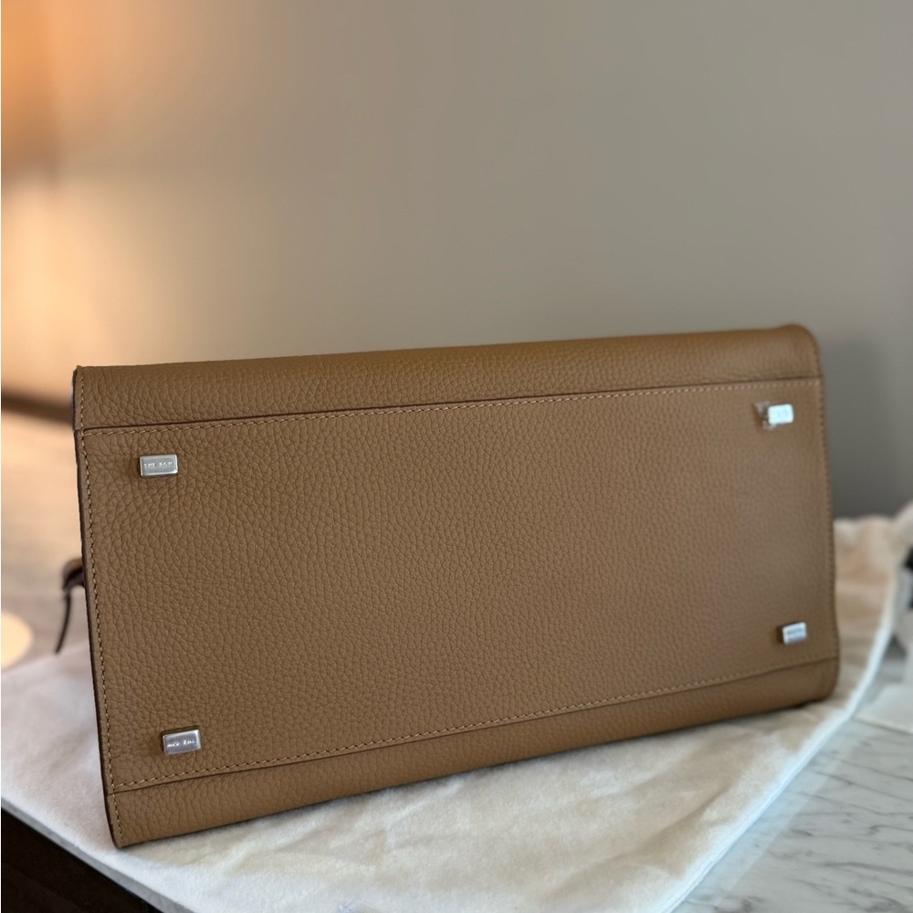 The Row Soft Margaux 12 Bag Sandpit Leather Silver Hardware - Picture 5 of 7